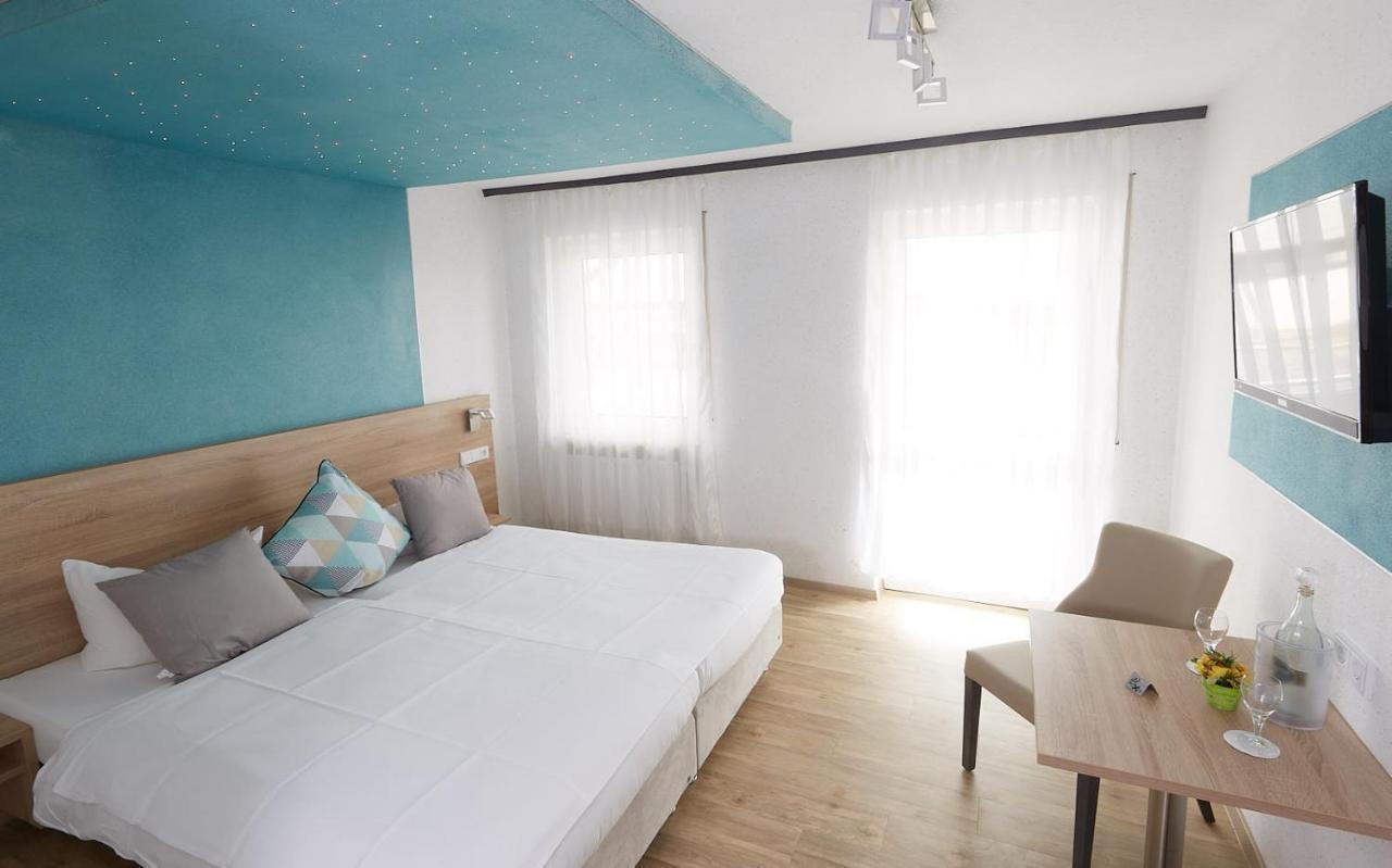 Landgasthof Buettel Geisfeld  Bagian luar foto